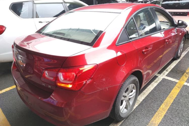 Used Chevrolet Cruze 2015 1.5L Classic SL MT Rear Right 45 Deg