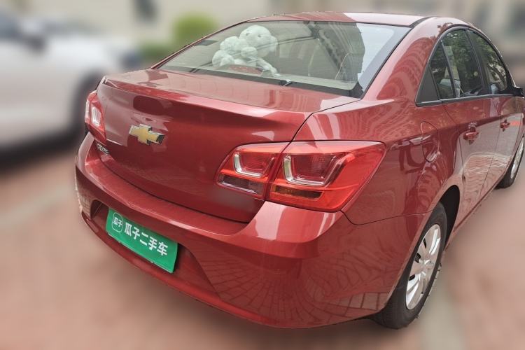 Used Chevrolet Cruze 2015 1.5L Classic SE MT Rear Right 45 Deg