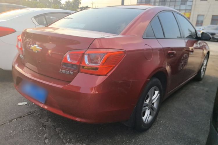 Used Chevrolet Cruze 2015 1.5L Classic SE MT Rear Right 45 Deg