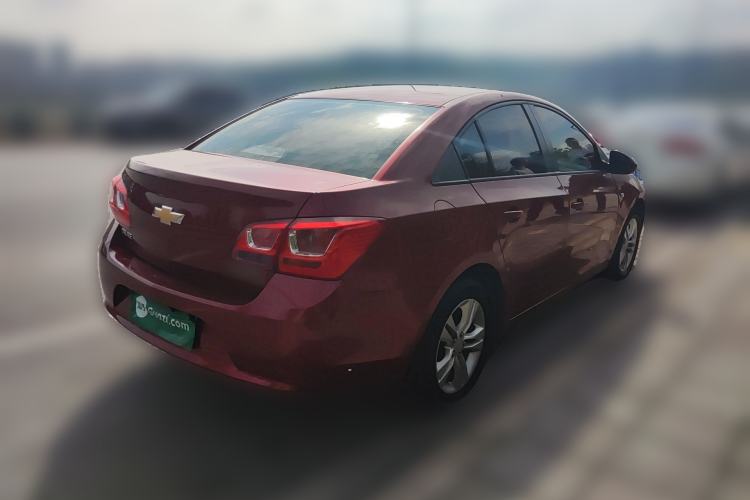 Used Chevrolet Cruze 2015 1.5L Classic SE MT Rear Right 45 Deg