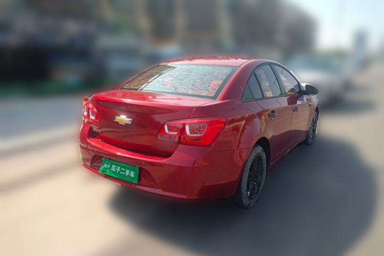 Used Chevrolet Cruze 2015 1.5L Classic SE MT Rear Right 45 Deg