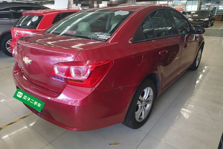 Used Chevrolet Cruze 2015 1.5L Classic SE AT Rear Right 45 Deg