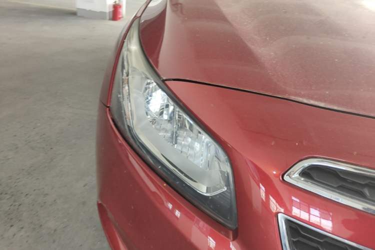 Used Chevrolet Cruze 2015 1.5L Classic SE AT Right Front Headlight