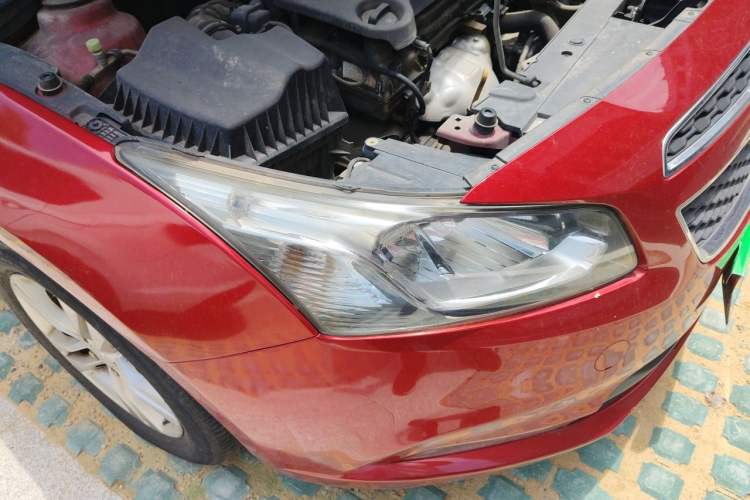 Used Chevrolet Cruze 2015 1.5L Classic SE AT Right Front Headlight