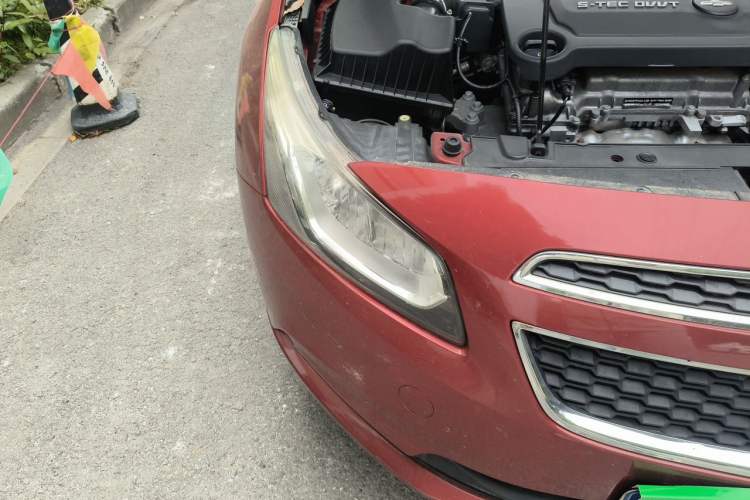 Used Chevrolet Cruze 2015 1.5L Classic SE AT Right Front Headlight