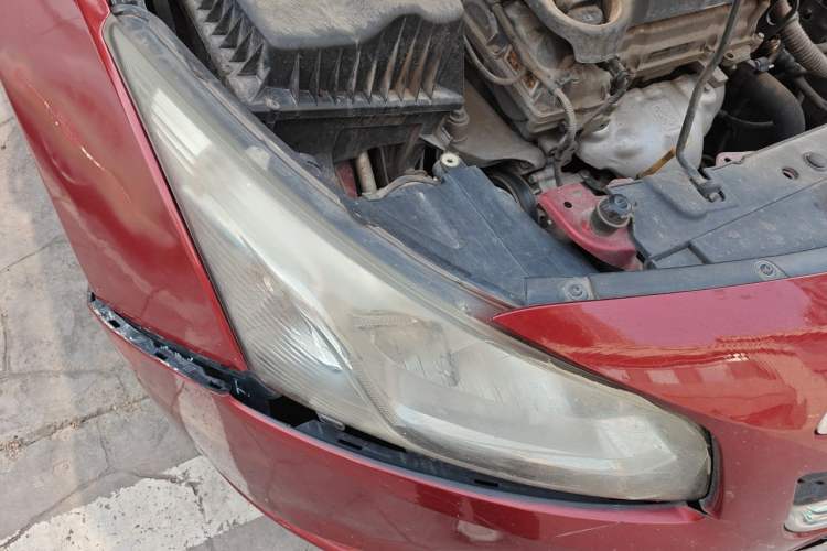 Used Chevrolet Cruze 2015 1.5L Classic SL MT Right Front Headlight
