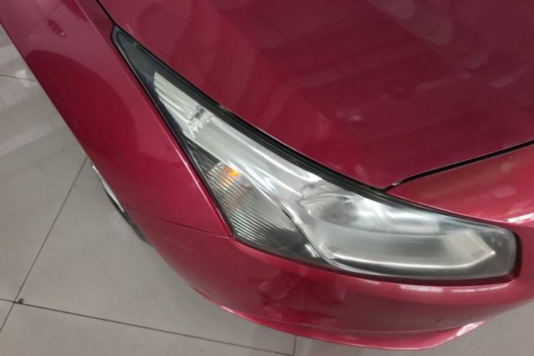 Used Chevrolet Cruze 2015 1.5L Classic SL MT Right Front Headlight