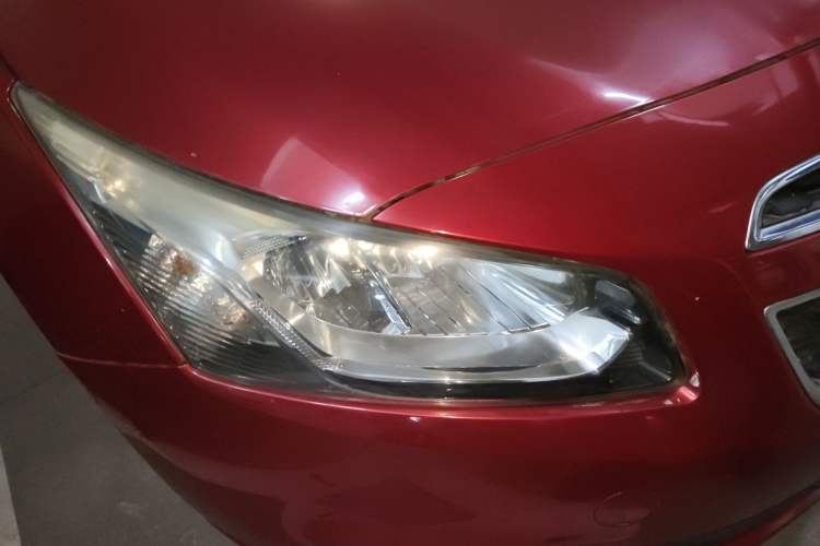 Used Chevrolet Cruze 2015 1.5L Classic SL MT Right Front Headlight