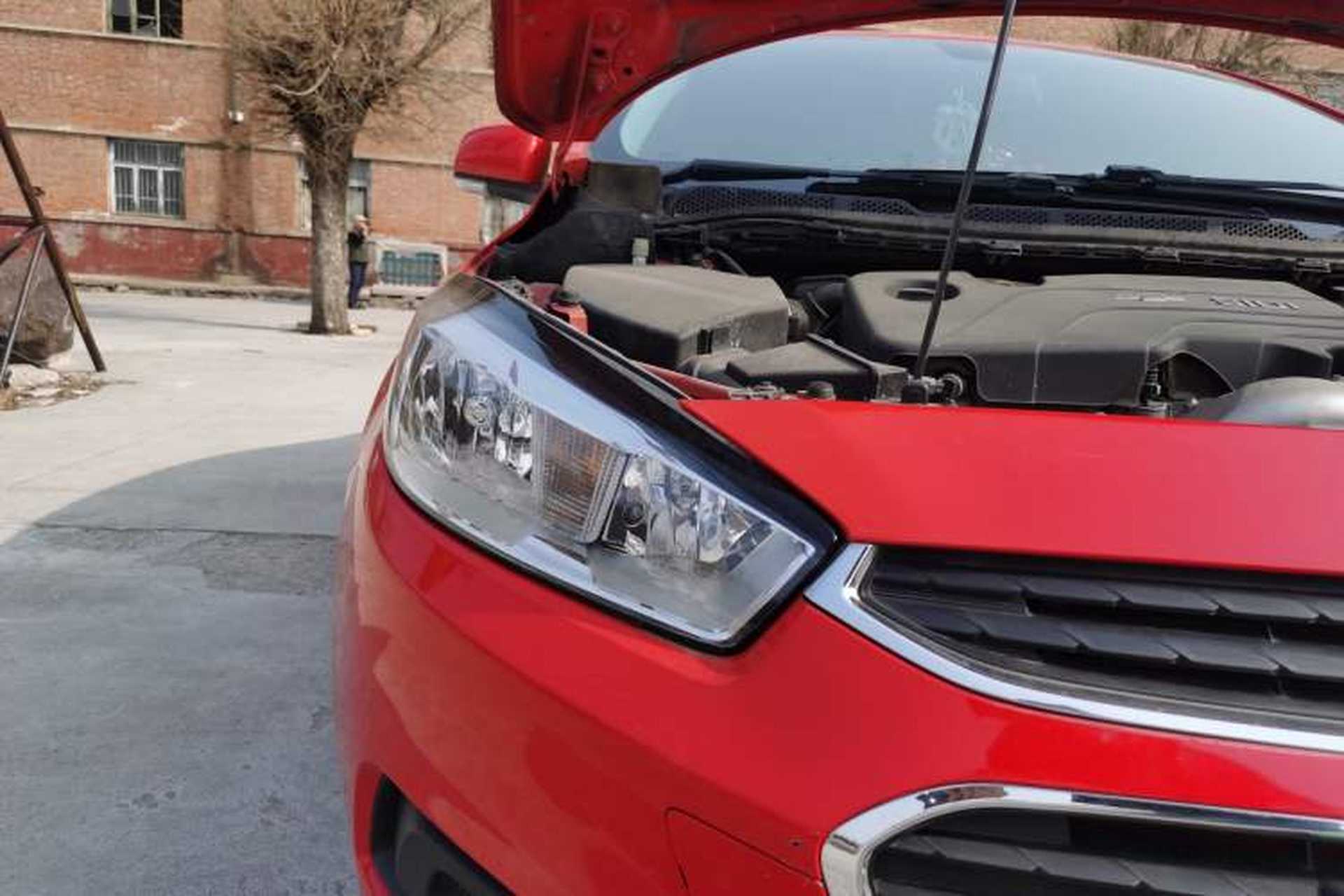 Used Chevrolet Cruze 2015 1.5L Automatic Fashion Navigation Edition Right Front Headlight