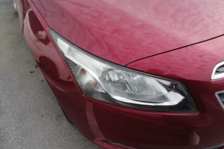 Used Chevrolet Cruze 2015 1.5L Classic SE AT Right Front Headlight