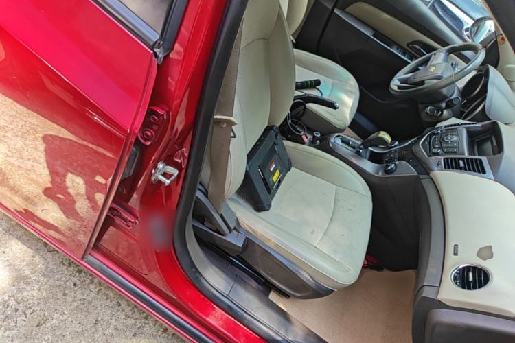 Used Chevrolet Cruze 2015 1.5L Classic SE AT Right Front Seat