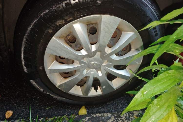 Used Chevrolet Cruze 2015 1.5L Classic SL MT Right Front Wheel Hub