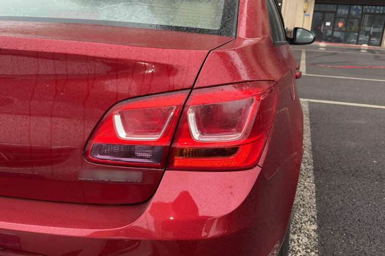 Used Chevrolet Cruze 2015 1.5L Classic SE MT Right Rear Taillight