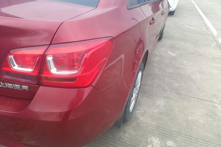 Used Chevrolet Cruze 2015 1.5L Classic SL MT Right Rear Taillight