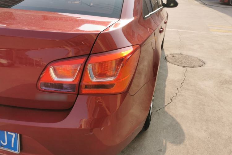 Used Chevrolet Cruze 2015 1.5L Classic SL MT Right Rear Taillight