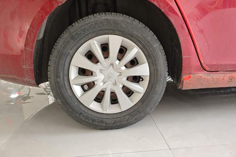 Used Chevrolet Cruze 2015 1.5L Classic SL MT Right Rear Wheel Hub