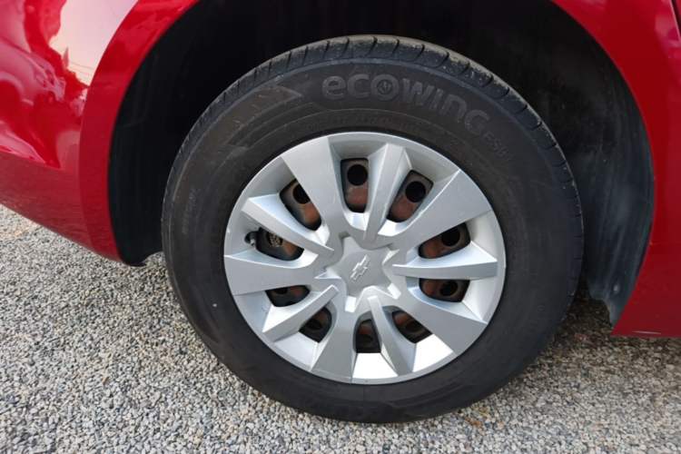 Used Chevrolet Cruze 2015 1.5L Classic SL MT Right Rear Wheel Hub