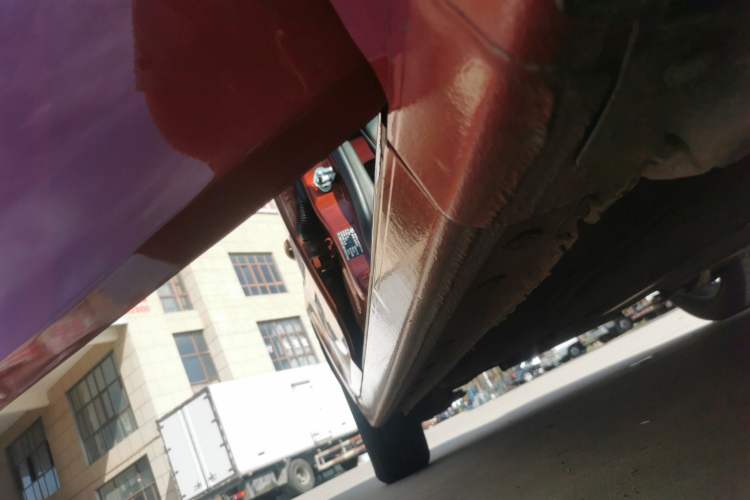 Used Chevrolet Cruze 2015 1.5L Classic SL MT Right Side Sill