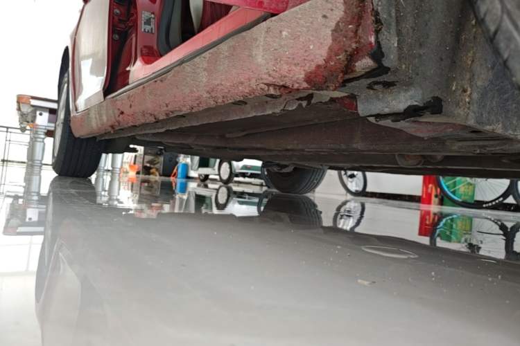 Used Chevrolet Cruze 2015 1.5L Classic SL MT Right Side Sill