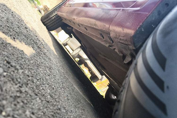 Used Chevrolet Cruze 2015 1.5L Classic SE MT Right Side Sill
