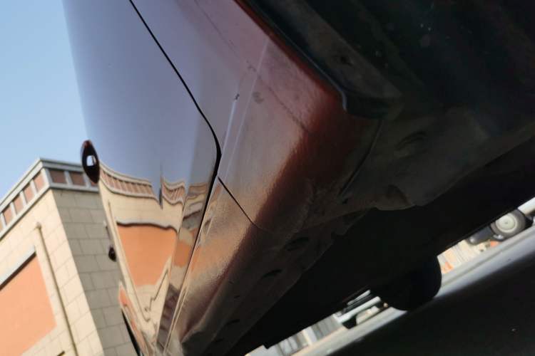 Used Chevrolet Cruze 2015 1.5L Classic SL MT Right Side Sill