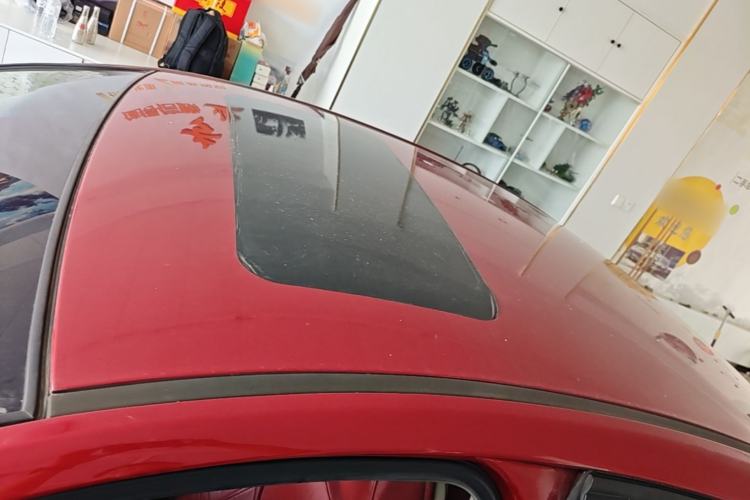 Used Chevrolet Cruze 2015 1.5L Classic SL MT Roof