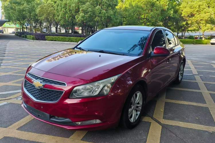 Ojetý Chevrolet Cruze 2015 1.5L Classic SE AT Guazi used car, China used car export, Used car for sale, Used cars, Cheapest cars for sale
