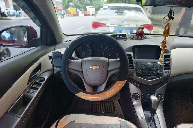 Used Chevrolet Cruze 2015 1.5L Classic SE AT Steering Wheel