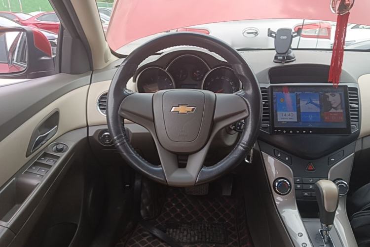 Used Chevrolet Cruze 2015 1.5L Classic SE AT Steering Wheel