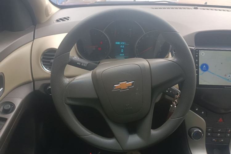 Used Chevrolet Cruze 2015 1.5L Classic SL MT Steering Wheel