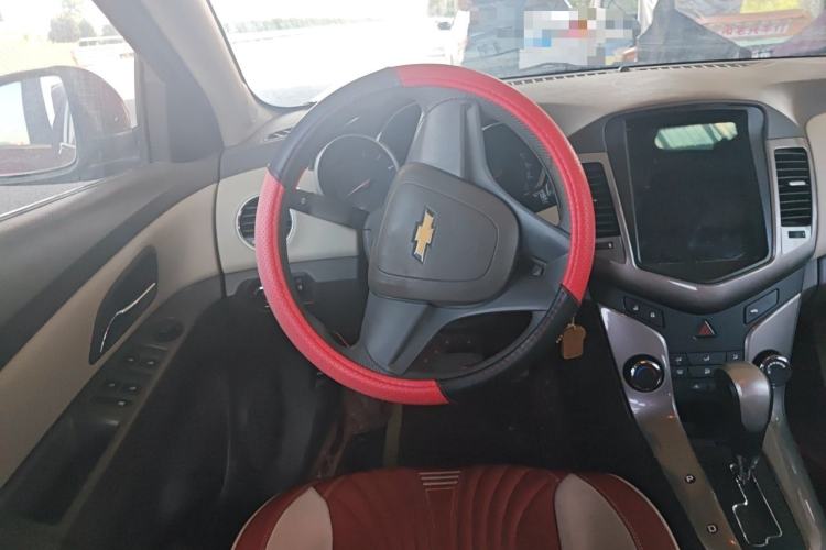Used Chevrolet Cruze 2015 1.5L Classic SE AT Steering Wheel