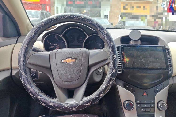 Used Chevrolet Cruze 2015 1.5L Classic SL MT Steering Wheel