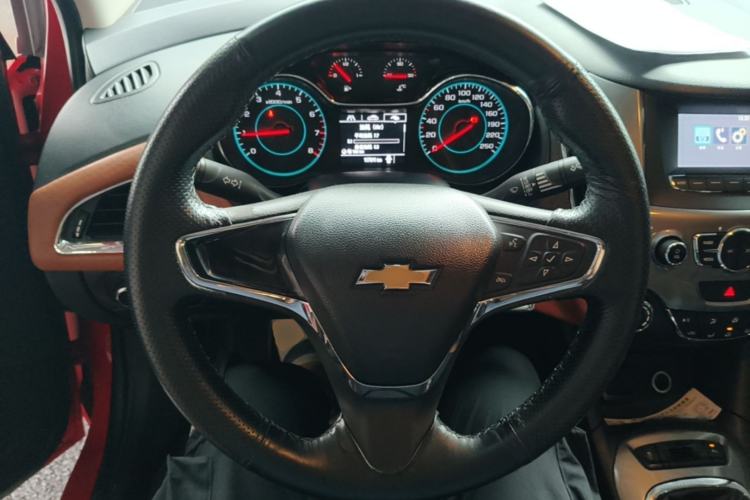 Used Chevrolet Cruze 2015 1.5L Manual Elite Edition Steering Wheel