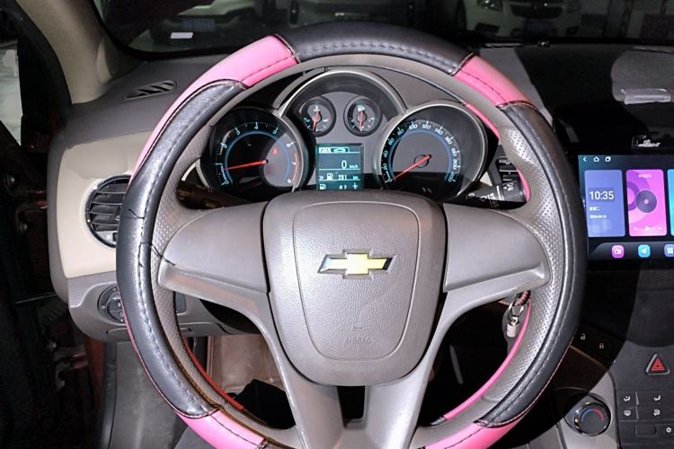 Used Chevrolet Cruze 2015 1.5L Classic SE AT Steering Wheel