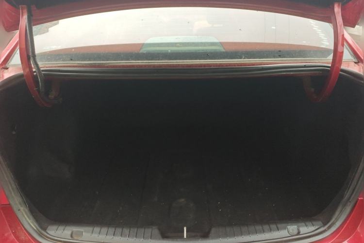Used Chevrolet Cruze 2015 1.5L Classic SE AT Trunk
