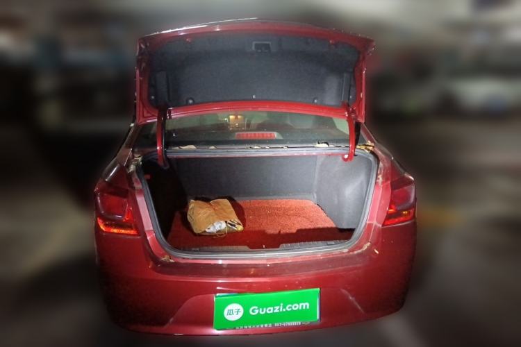 Used Chevrolet Cruze 2015 1.5L Classic SE MT Trunk