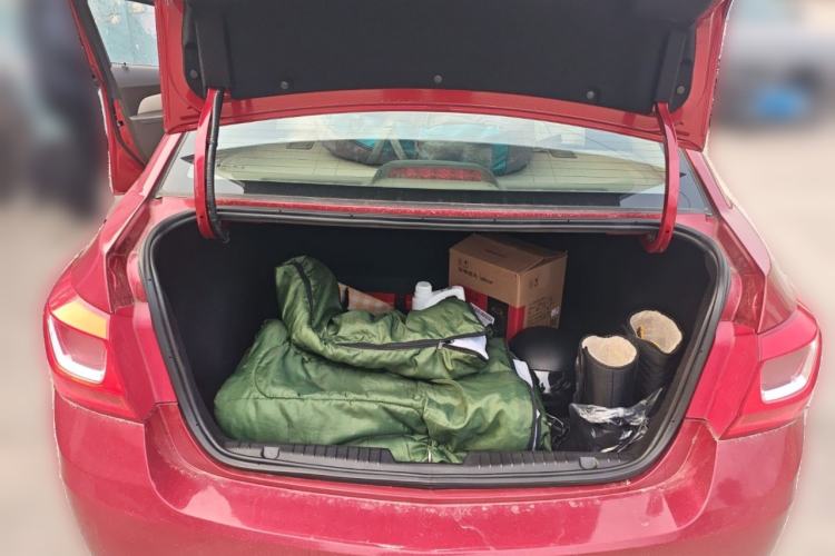 Used Chevrolet Cruze 2015 1.5L Classic SL MT Trunk