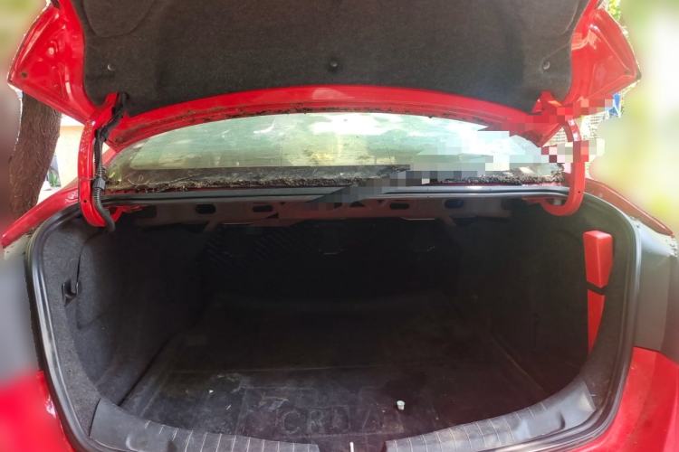 Used Chevrolet Cruze 2015 1.5L Automatic Fashion Navigation Edition Trunk