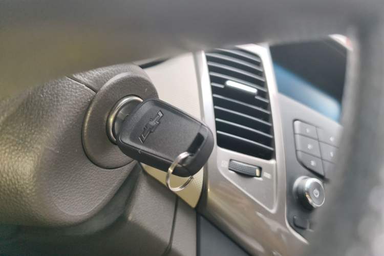 Used Chevrolet Cruze 2015 1.5L Classic SE AT Vehicle Key