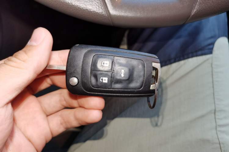 Used Chevrolet Cruze 2015 1.5L Classic SE MT Vehicle Key