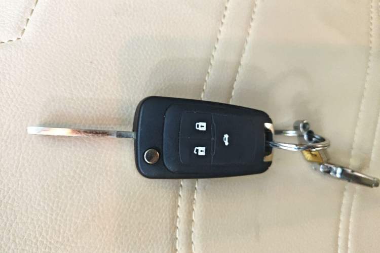Used Chevrolet Cruze 2015 1.5L Classic SE AT Vehicle Key
