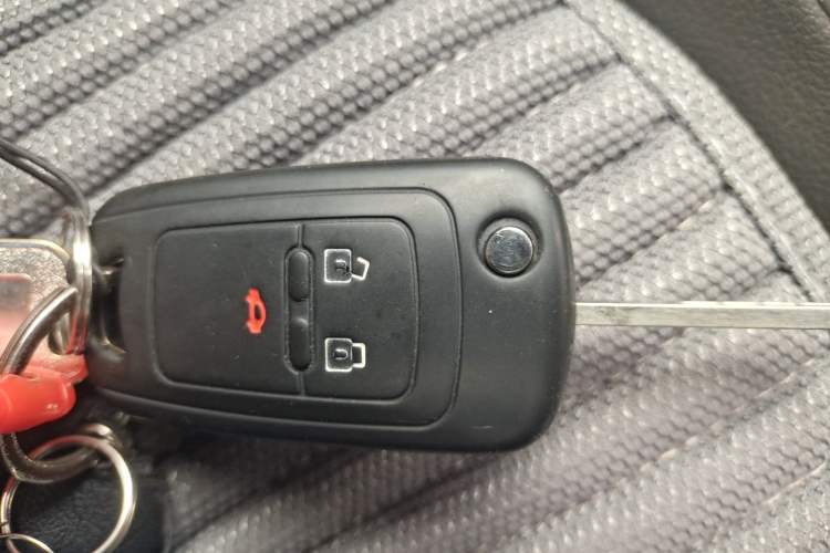 Used Chevrolet Cruze 2015 1.5L Classic SE MT Vehicle Key