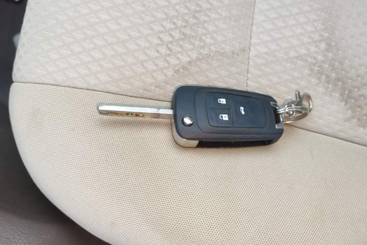 Used Chevrolet Cruze 2015 1.5L Classic SL MT Vehicle Key