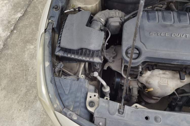 Used Chevrolet Cruze 2015 1.5L Classic SE AT Engine Bay Right