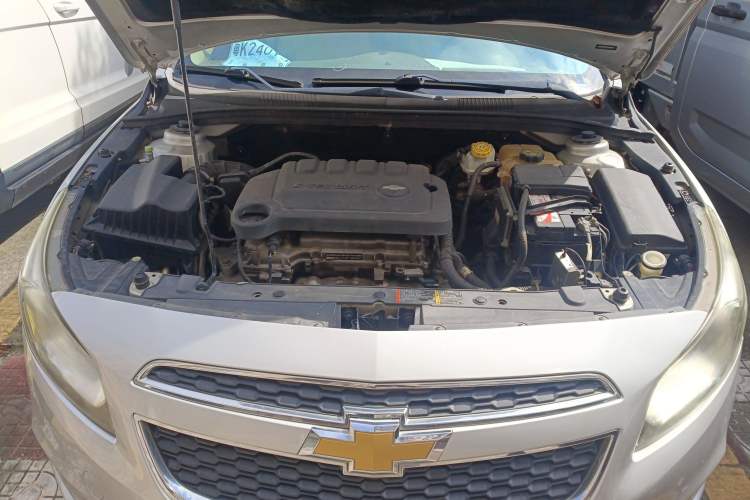 Used Chevrolet Cruze 2015 1.5L Classic SL MT Engine Bay