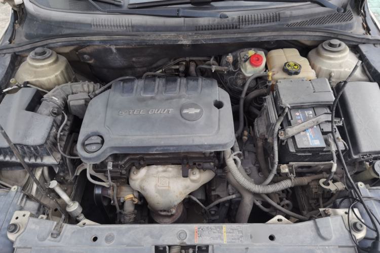 Used Chevrolet Cruze 2015 1.5L Classic SE AT Engine Bay