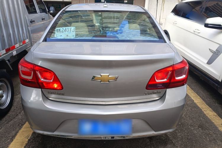 Used Chevrolet Cruze 2015 1.5L Classic SL MT Exterior 4