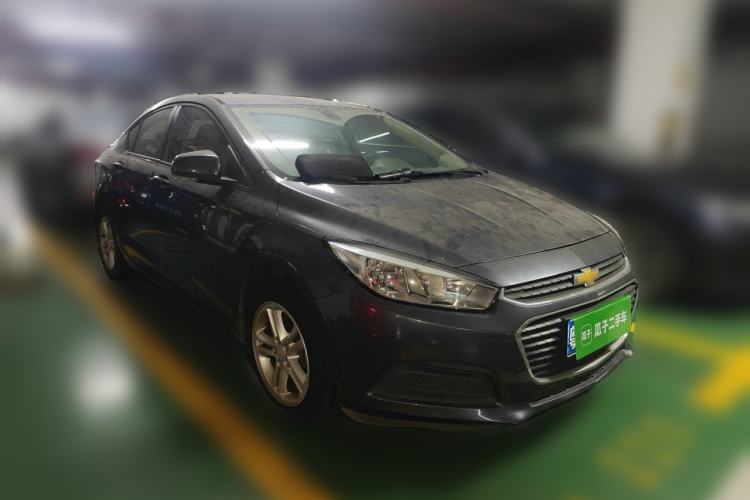 Used Chevrolet Cruze 2015 1.5L Manual Fashion Edition Front Right 45 Deg