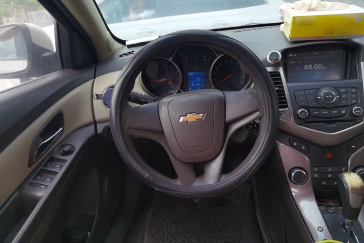 Used Chevrolet Cruze 2015 1.5L Classic SE AT Steering Wheel