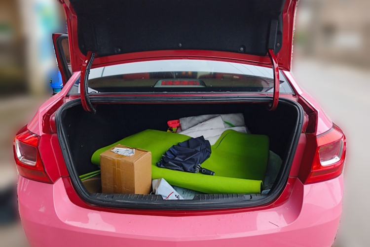 Used Chevrolet Cruze 2015 1.5L Classic SE MT Trunk